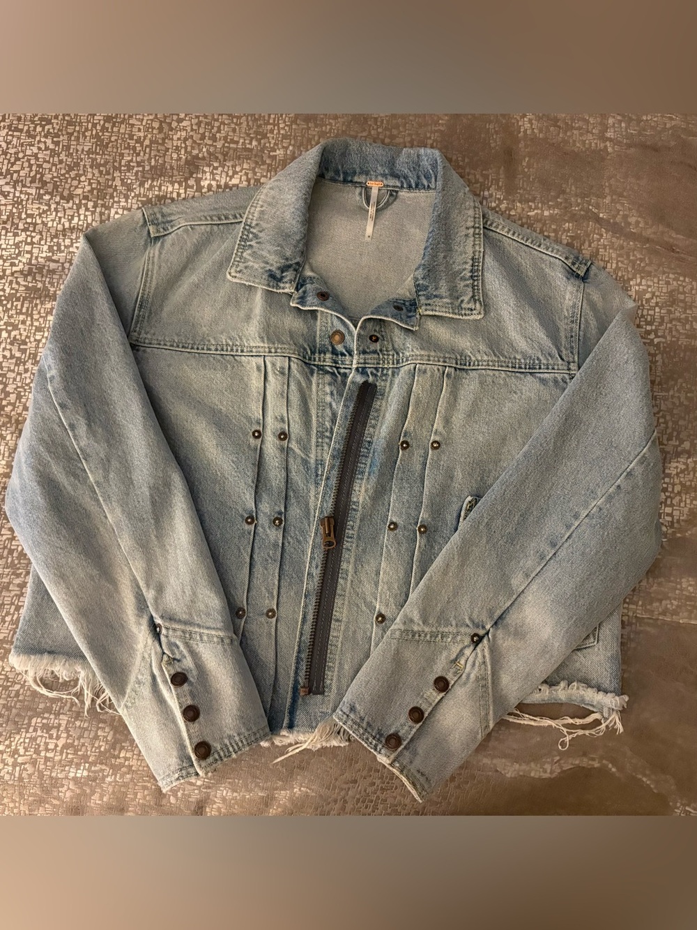 Free People-Light Wash Distressed Denim Jacket - Chic Cropped Style - Picture 7 of 16